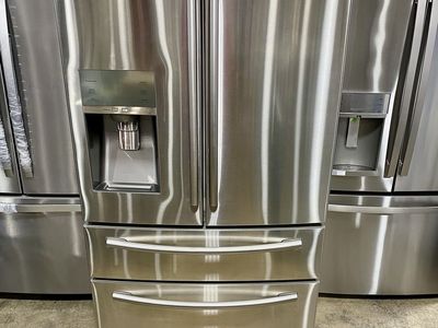 SAMSUNG COUNTER DEPTH STAINLESS REFRIGERATOR
