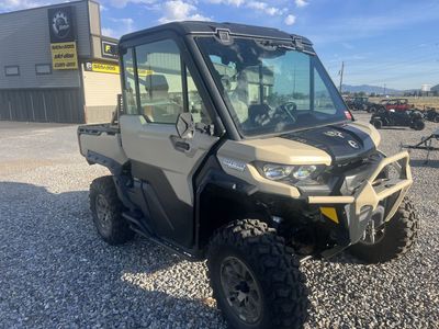 2023 Can-Am Defender Limited HD10
