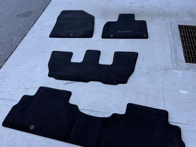 OEM Floor Mats Kia Telluride