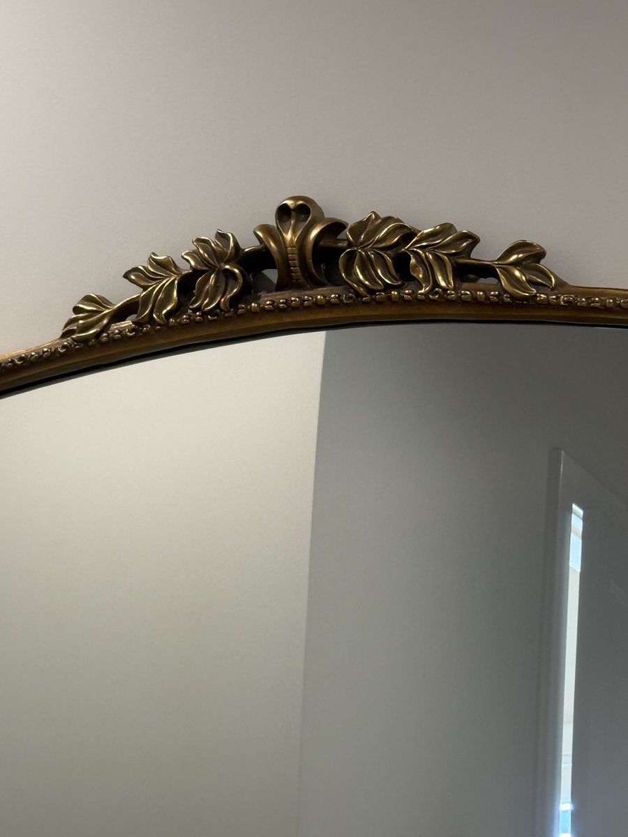 Main image 4