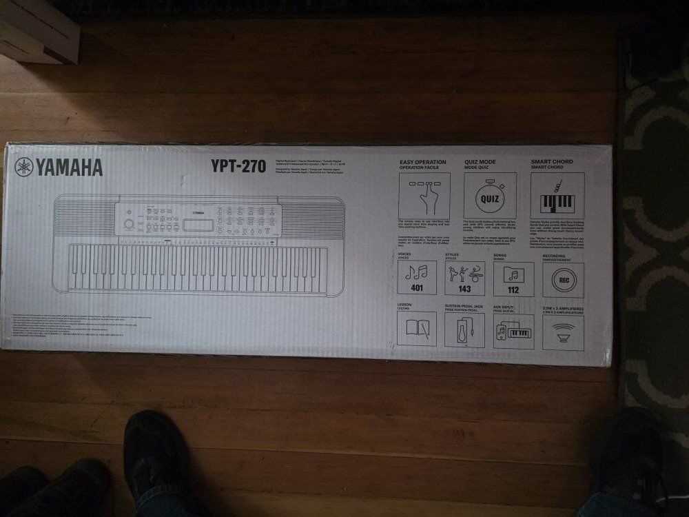 Yamaha YPT-270 Piano