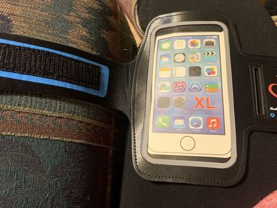 Cell Phone arm holder for exercise, Running, Walki