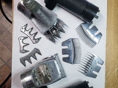 Oster Clipmaster / Showmaster Clippers and Shearmaster Shearing Machine