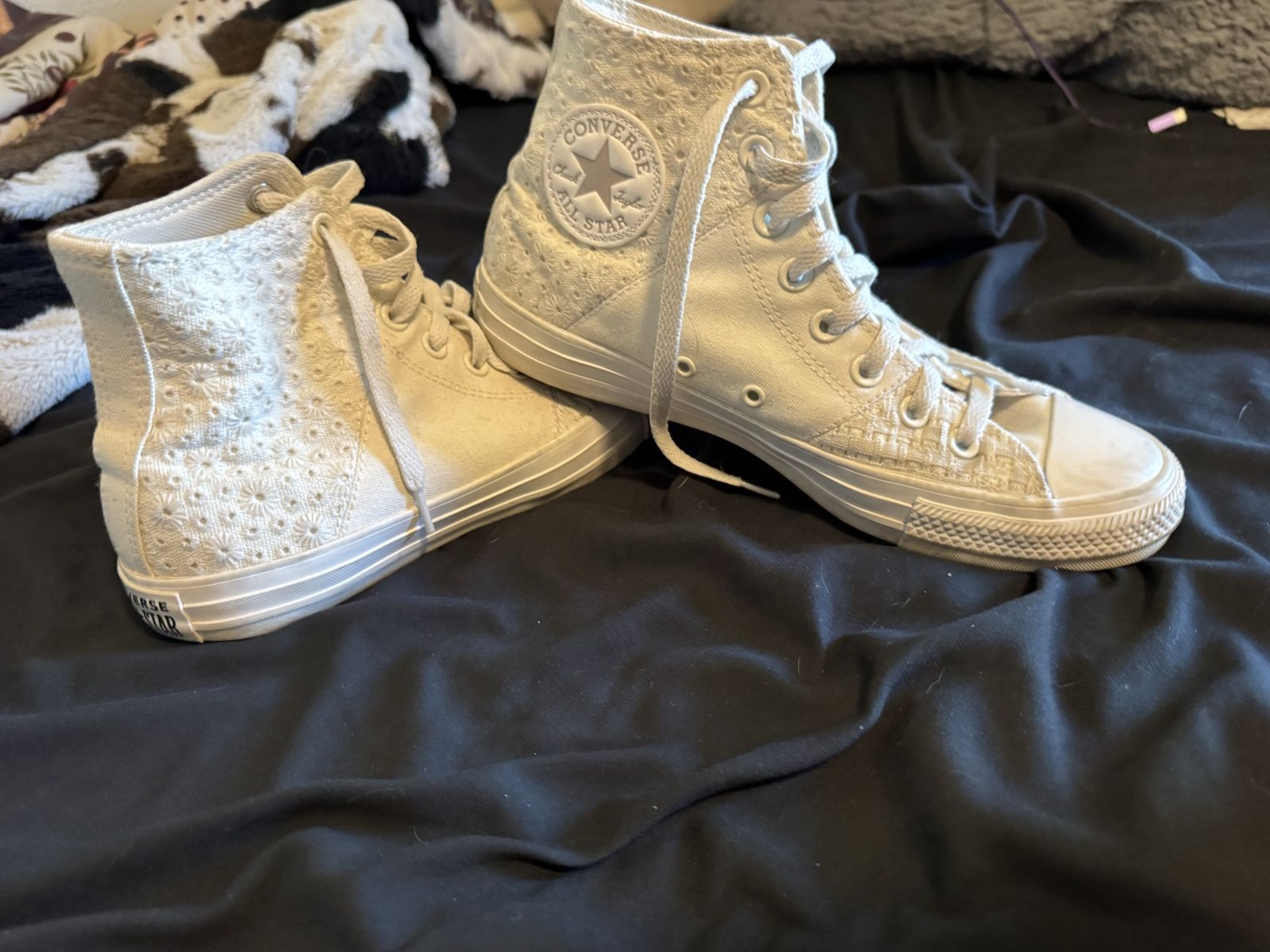 Converse All Star High-Top Embroidered Floral Sneakers
