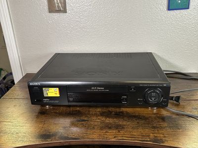Sony Hi Fi Stereo VHS VCR With Remote Tested Working