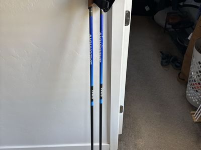 140cm Salomon SMax XC poles