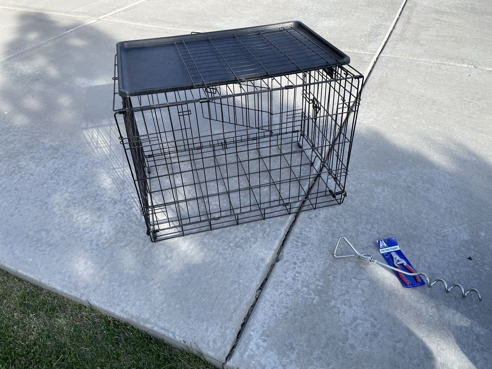 Dog crate for sale