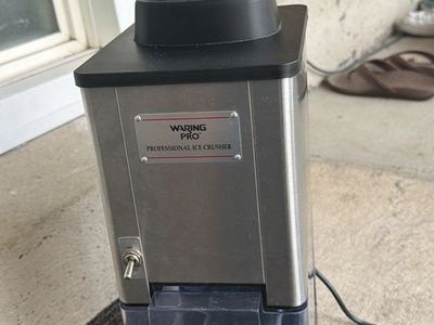 Waring Pro Professional Ice Crusher Countertop Appliance Stainless Steel