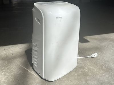 Air Conditioner / Indoor With Window Attachment