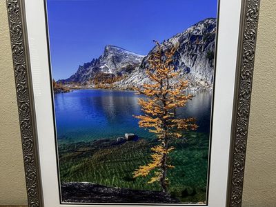 Framed Nature Print - Canadian mountain lake in the fall - 18"x24" - Mint condition
