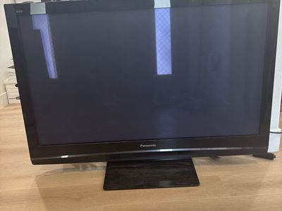 Panasonic VIERA TH-50PX80U 50-Inch High Definition Plasma TV