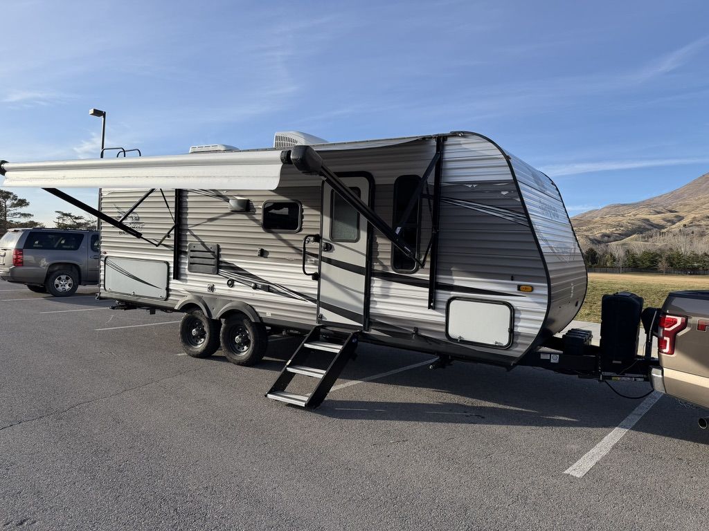 2021 Jayco jayflight 224BHW Baja Rocky Mountain Edition with Thermal Package 27'