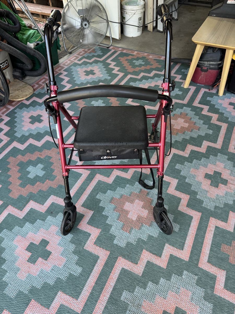 Drive Medical Red Rollator Walker with Seat, Padded Backrest, & Locking Brakes - Nice Condition