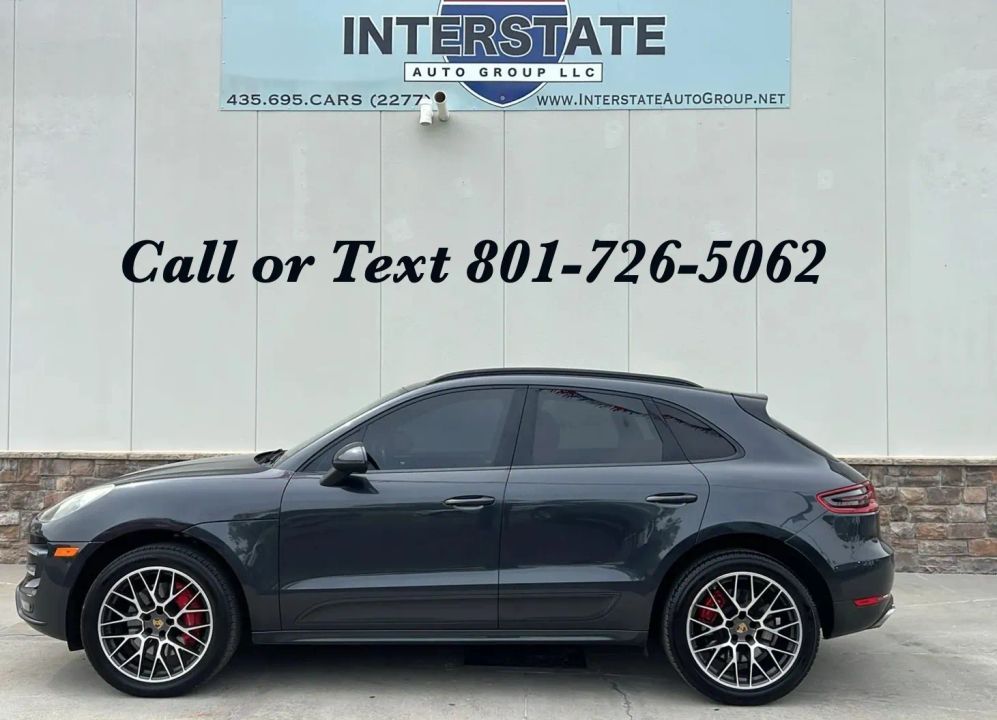 2018 Porsche Macan Turbo