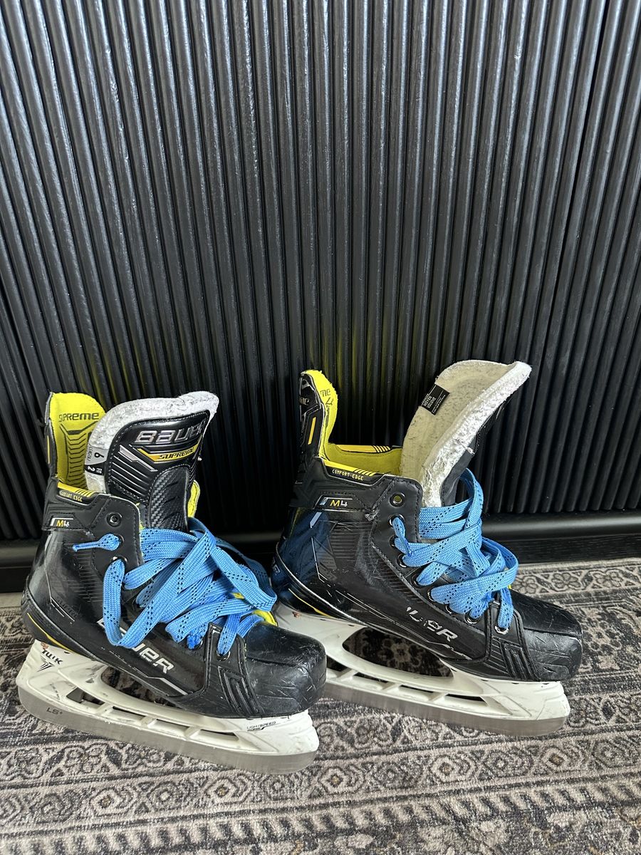 12U sized Hockey Gear (skates, pants, chest & shin)