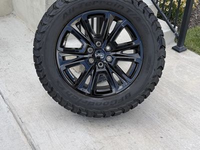 Ford F150 Rims and Tires 285/60R20 Bfgoodrich Ko3 Load E Like new