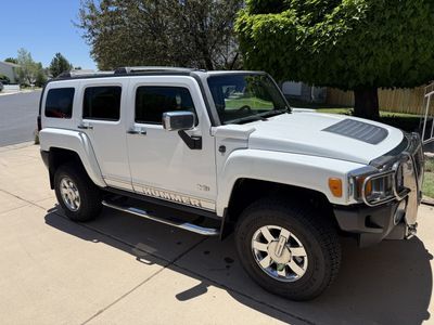 2006 Hummer H3 Base