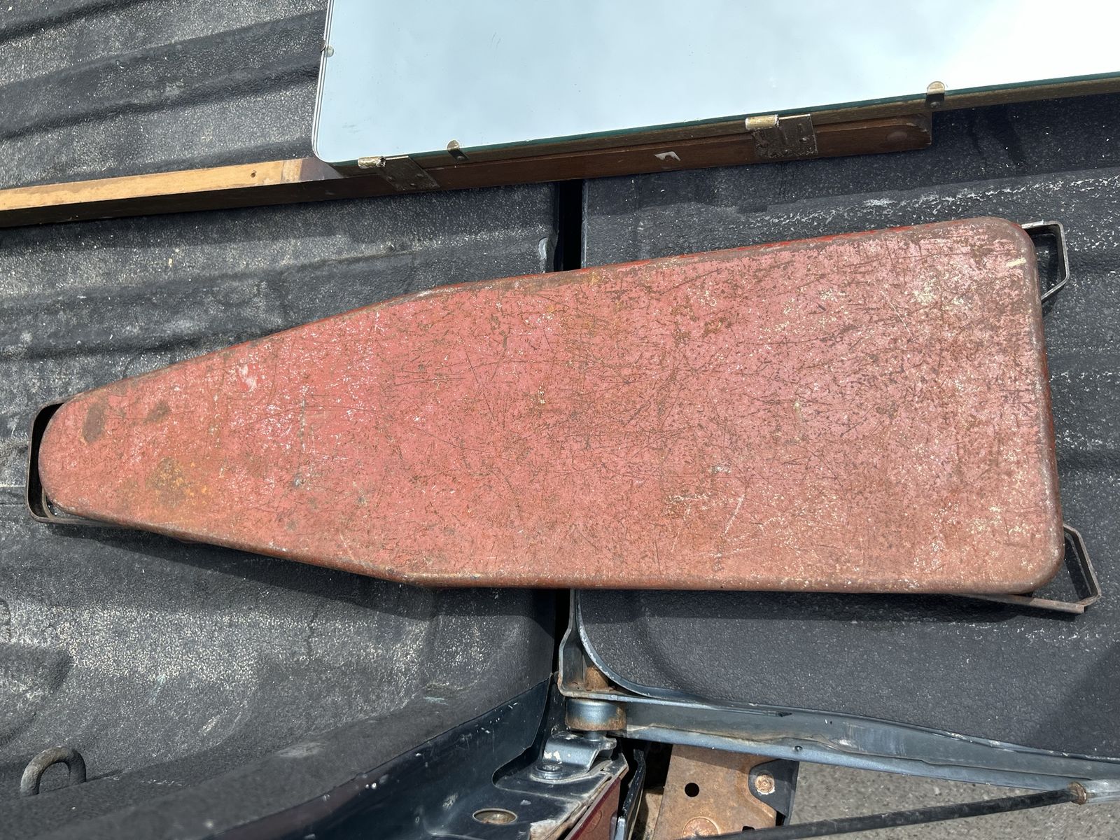 Main image 2