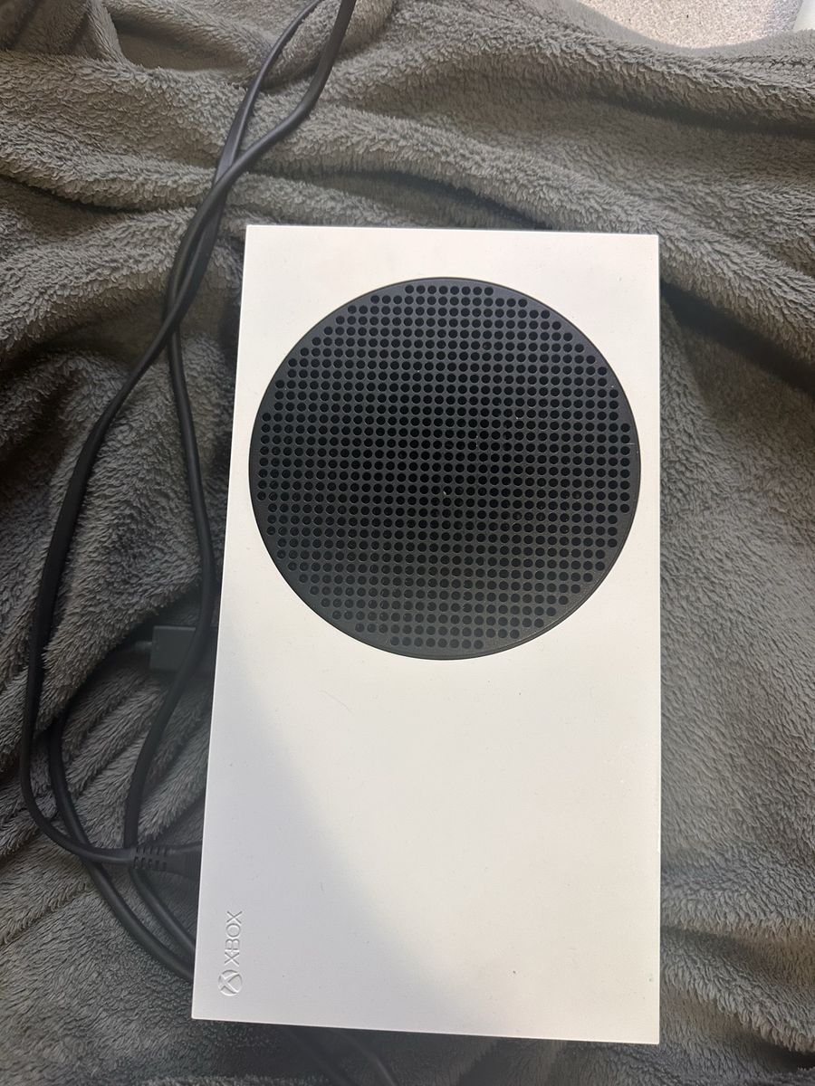 Xbox Series S Console - White, Digital-Only, 512GB SSD