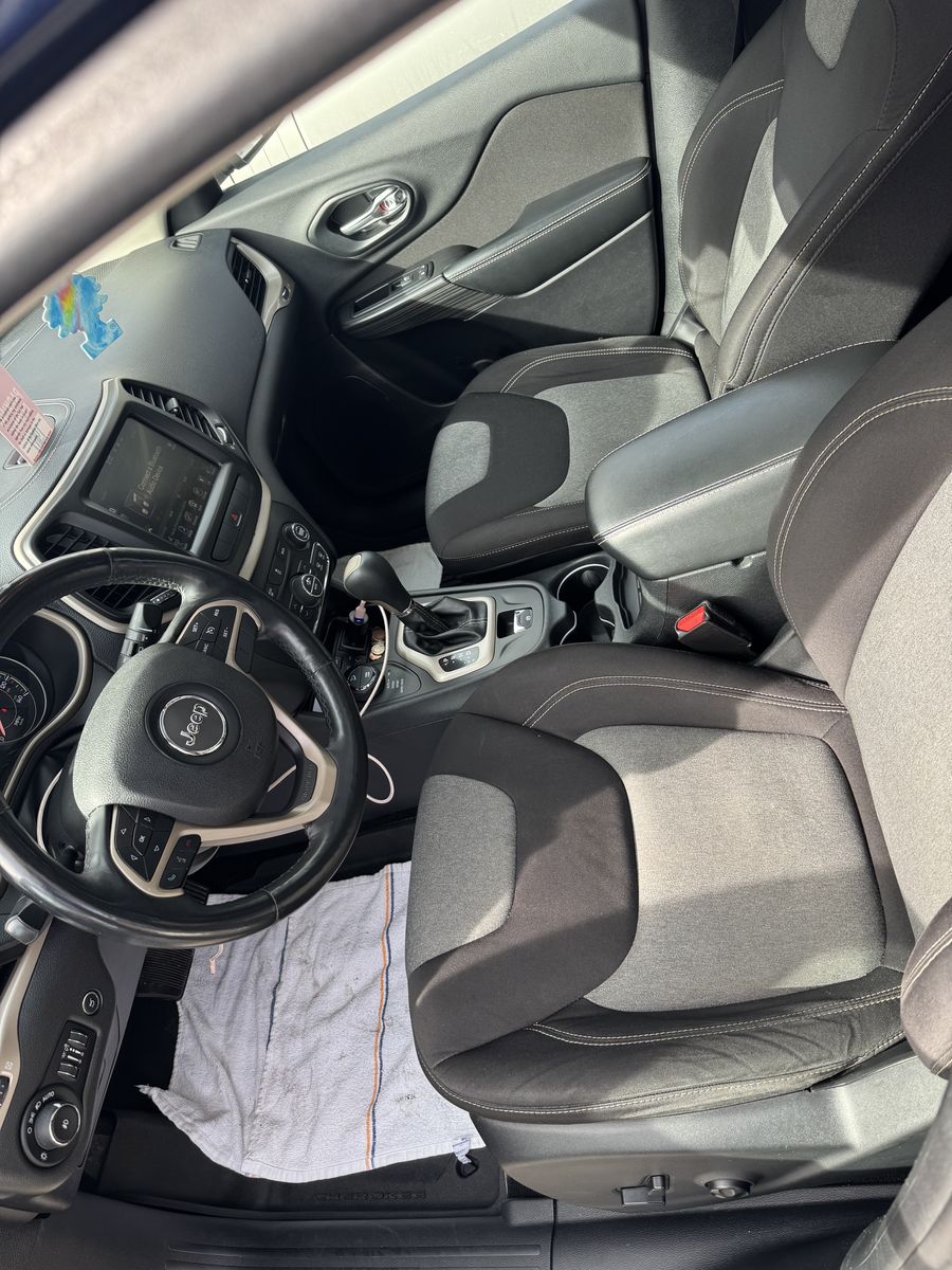 2014 JEEP CHEROKEE Altitude