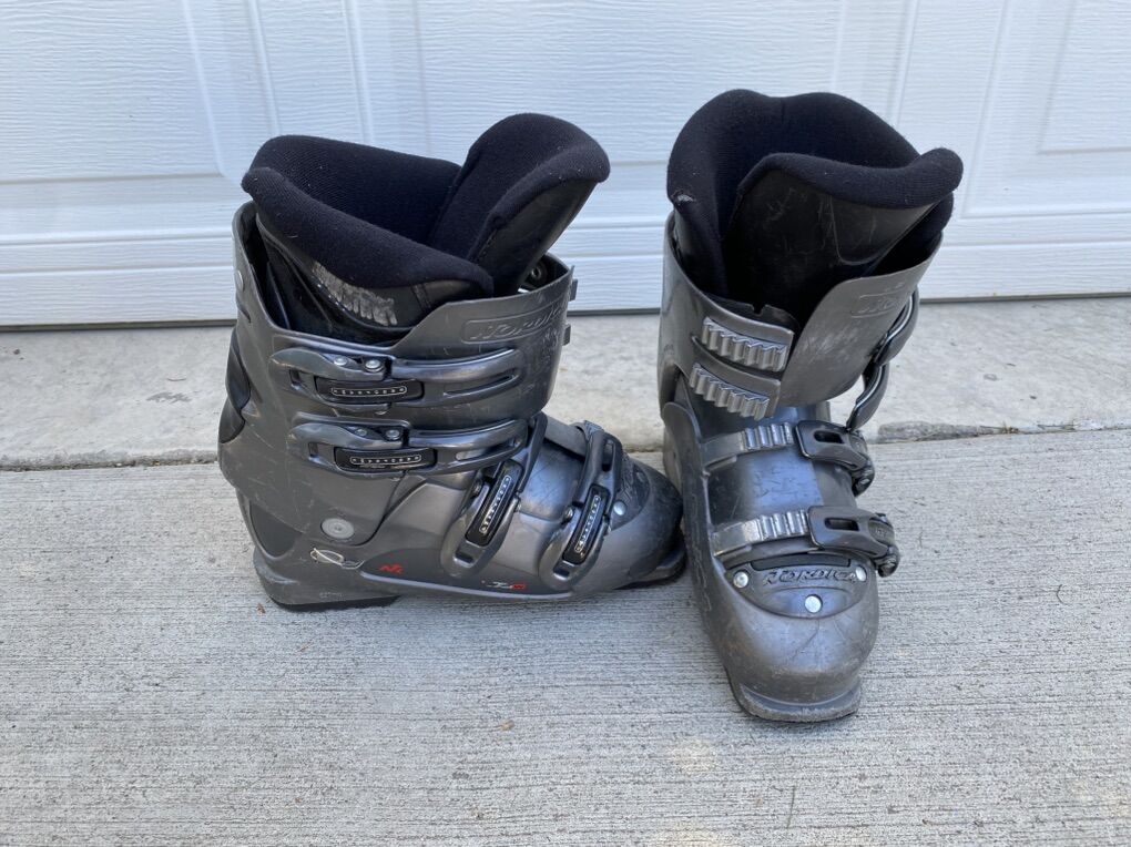 Downhill Ski Boots