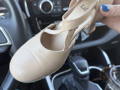 La Duca character shoes - Alexis 2.5” size 7 tan