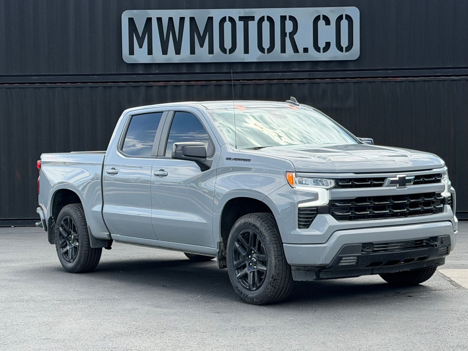 2024 Chevrolet Silverado 1500 RST