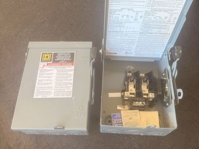 Square D D222N Safety Disconnect Switch