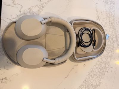 Sony WH-1000XM5 Wireless Noise Canceling Headphones - Silver / Beige with Case and Cables