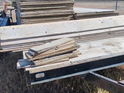 3/4 inch plyform concrete panels