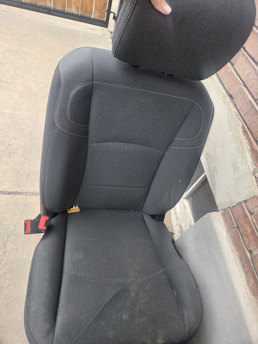 RAM 2500 Seats