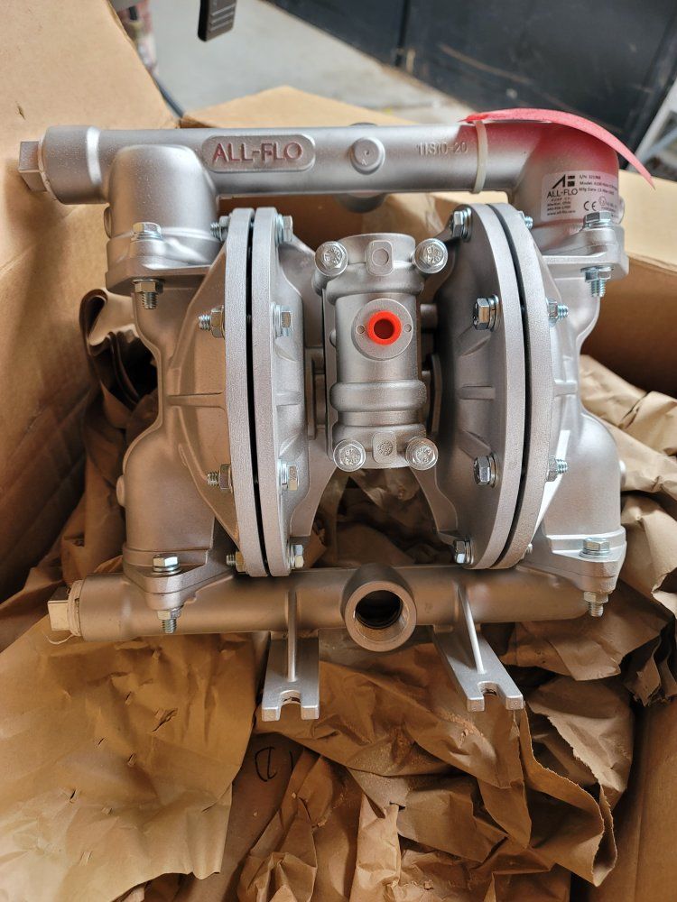 Main image 4