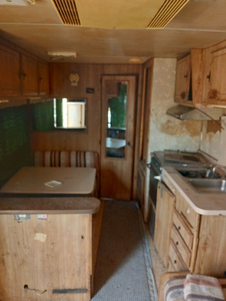 Main image 3