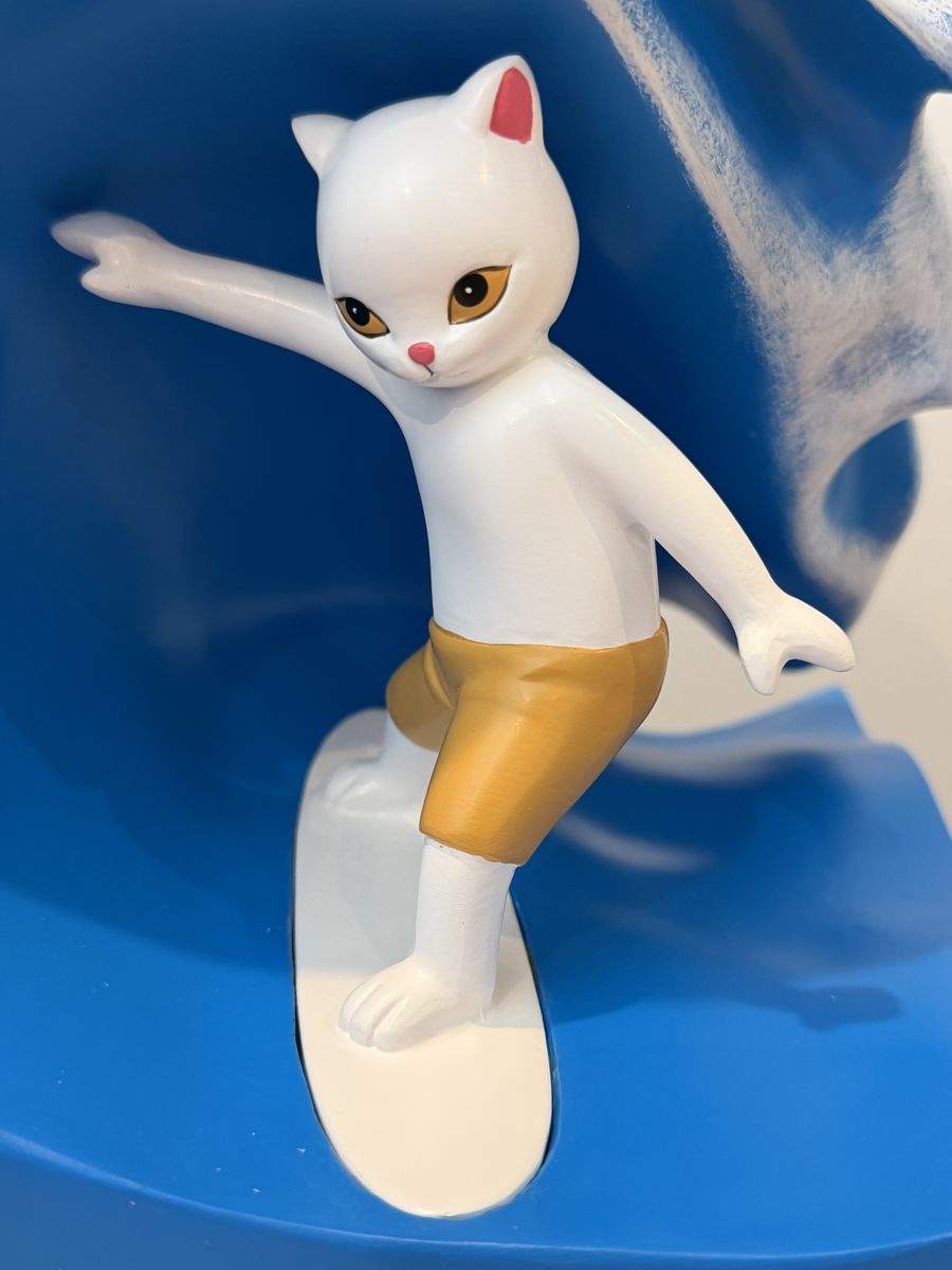 Yokoteen "Surfs Up" resin sculpture