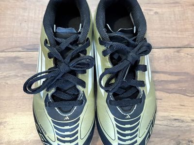 Youth Adidas Messi F50 Soccer Cleats Gold Black Size 12