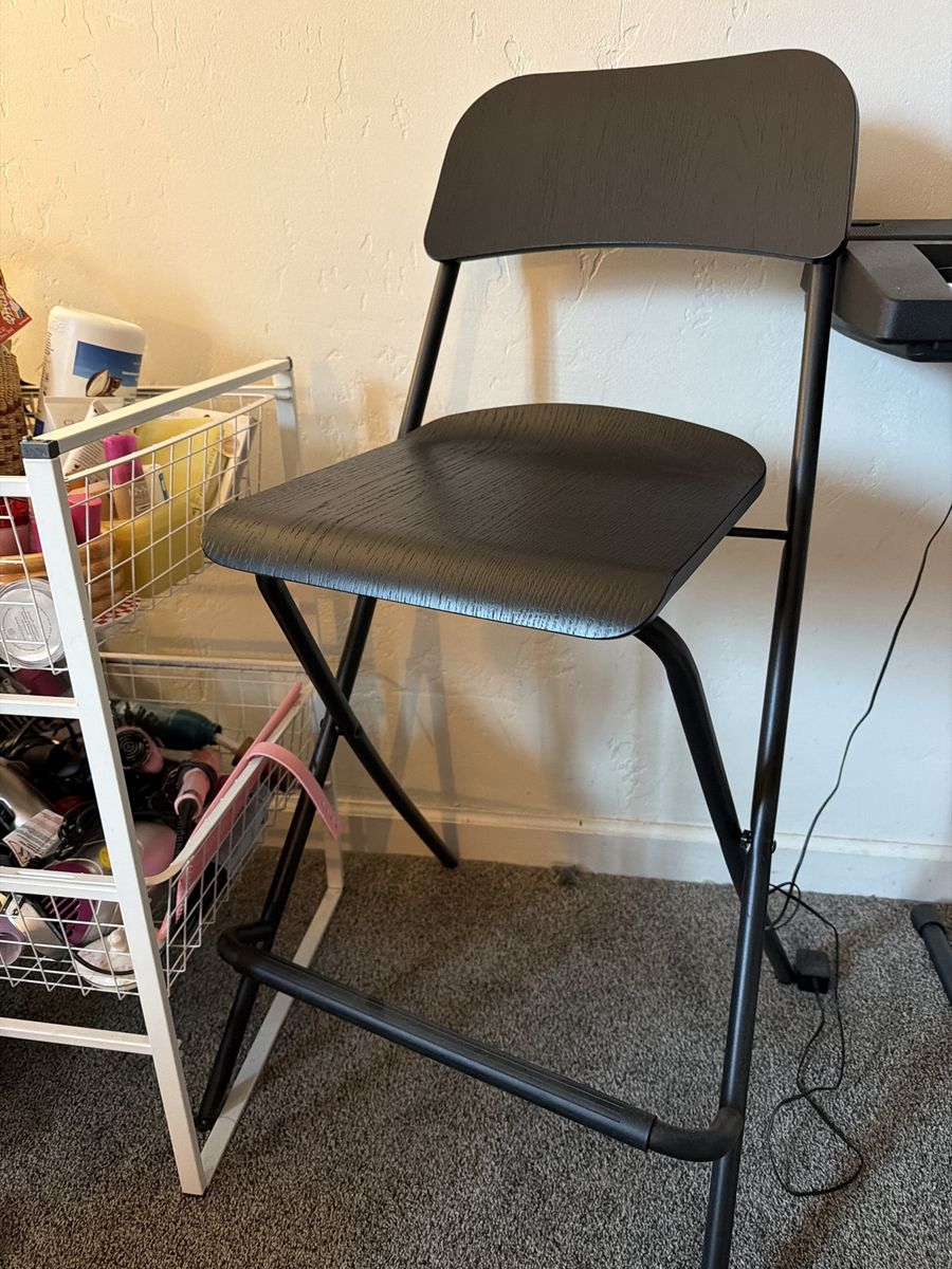 3 IKEA Stools/high top chairs