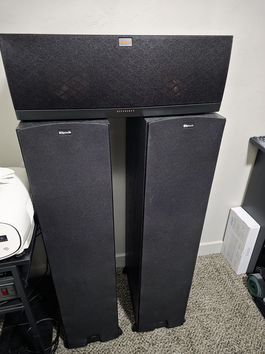 2 Klipsch KF-28 Tower Speakers and RC-62 II Center Speaker