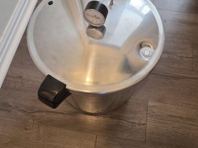 Presto 16 qt pressure cooker