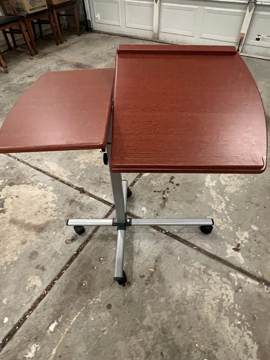 Rolling Laptop Desk