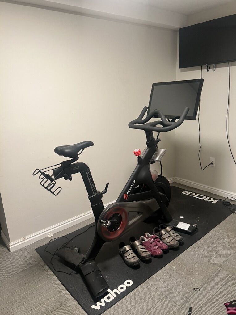 Peloton - Excellent Condition