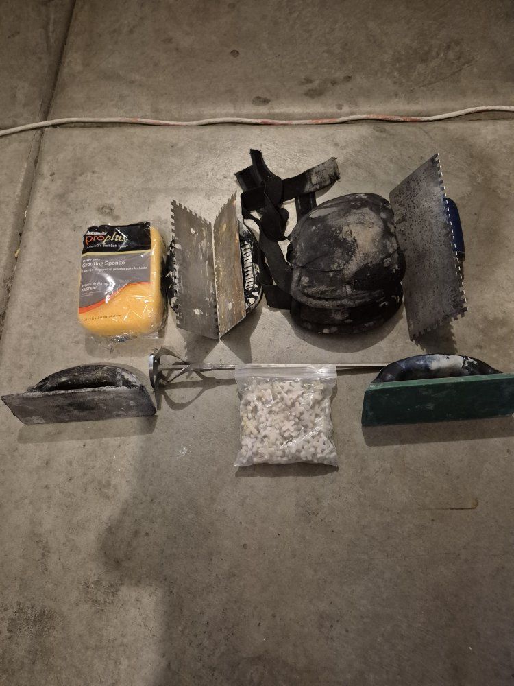 Tile Installation & Grouting Tool Set - Notched Trowels, Floats, Knee Pads & Accessories