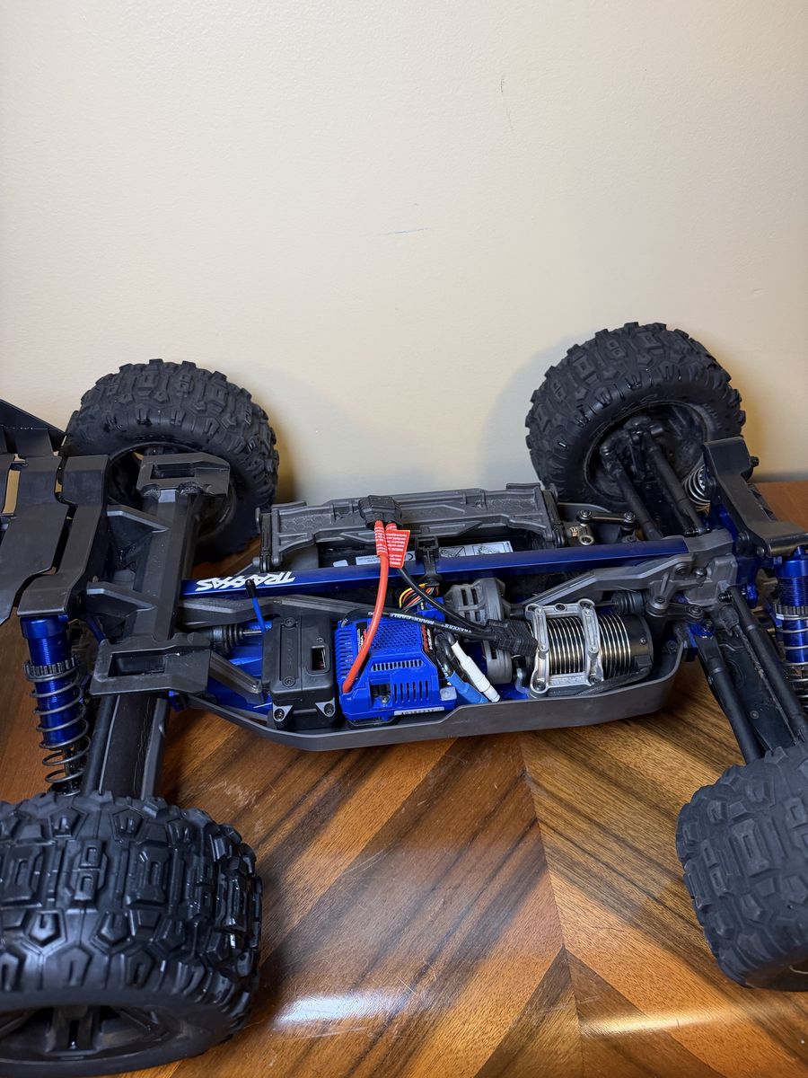 Main image 4