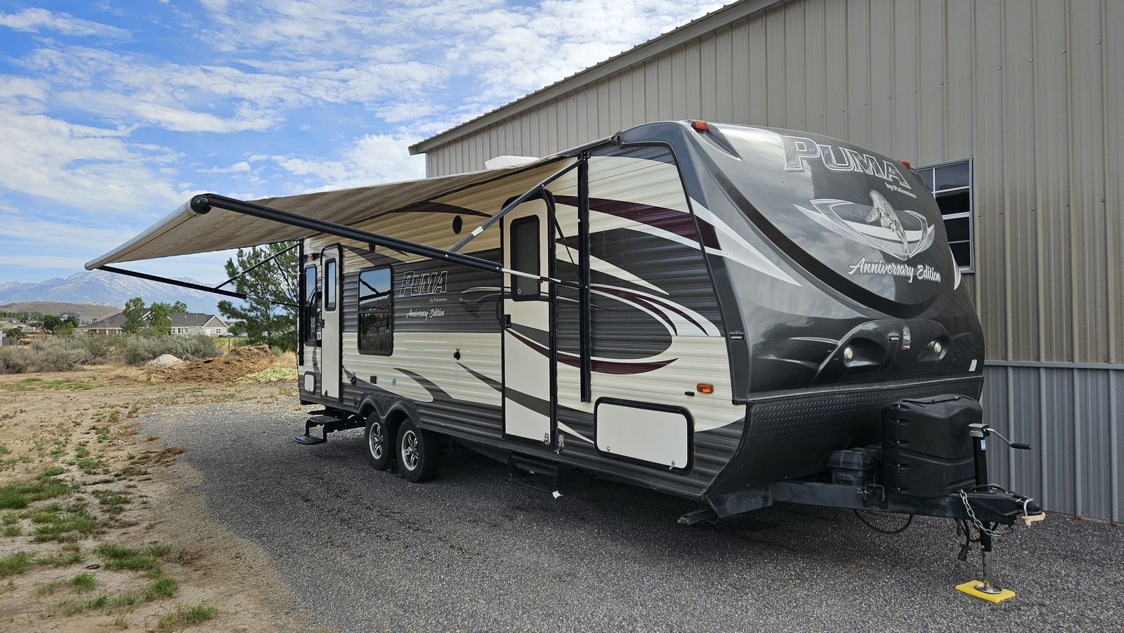2014 Palomino Puma Travel Trailer 26’ (Forest River manufacturer)