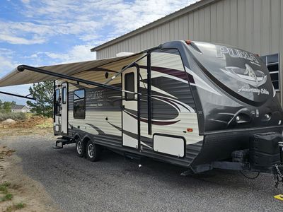 2014 Palomino Puma Travel Trailer 26’ (Forest River manufacturer)