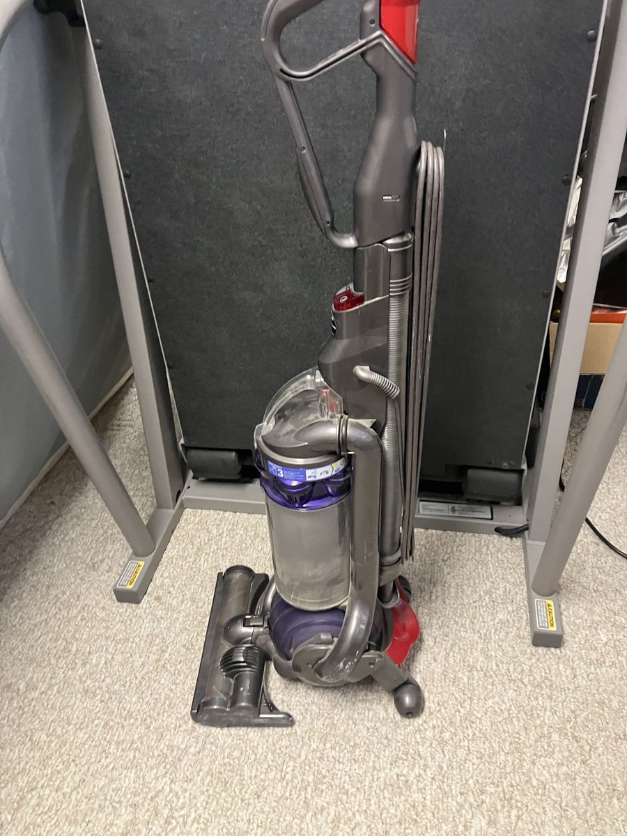 Dyson DC25 Ball Vacuum Cleaner
