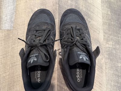 Adidas Originals Forum Low Skate Shoes Men's Size 9.5 Black Suede Gum Sole