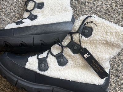 Sorel Explorer II Joan Faux Shearling & Leather Snow Boots Women's Size 12 New