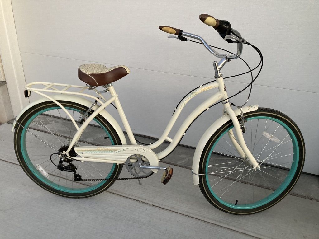 Schwinn Beach Cruiser