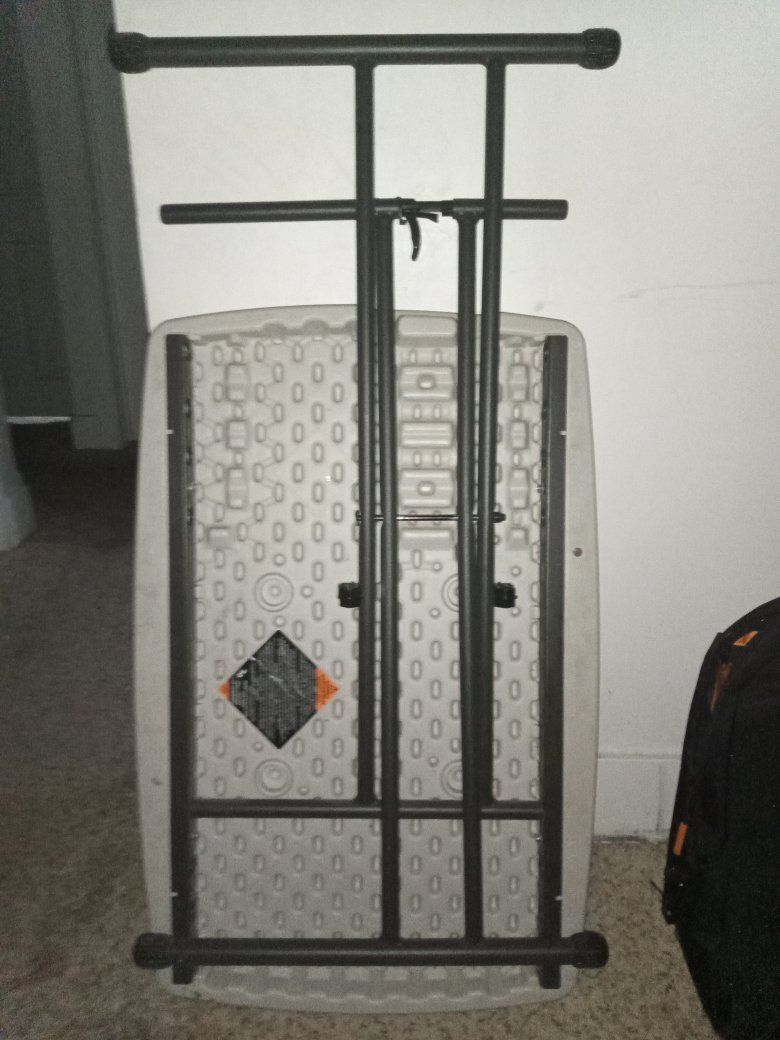 For sale table with chairs