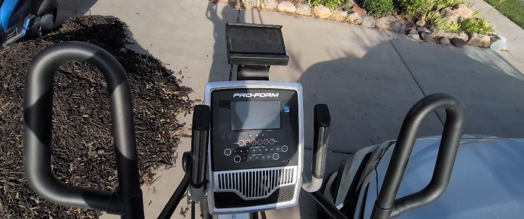 ProForm endurance 920e elliptical